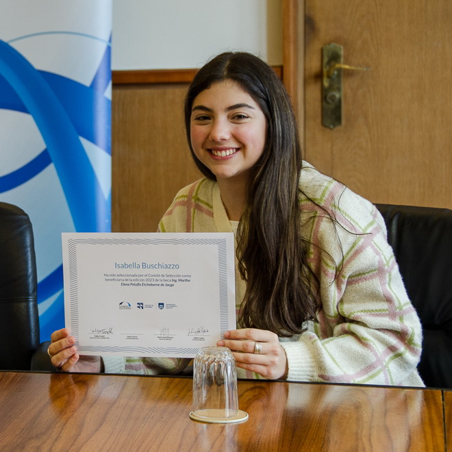 Isabella Buschiazzo ganó la Beca Ing. Martha Peluffo 2023